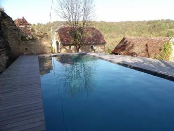 Gîte pour 6 personnes, avec vue et jardin ainsi que terrasse et piscine à Faycelles