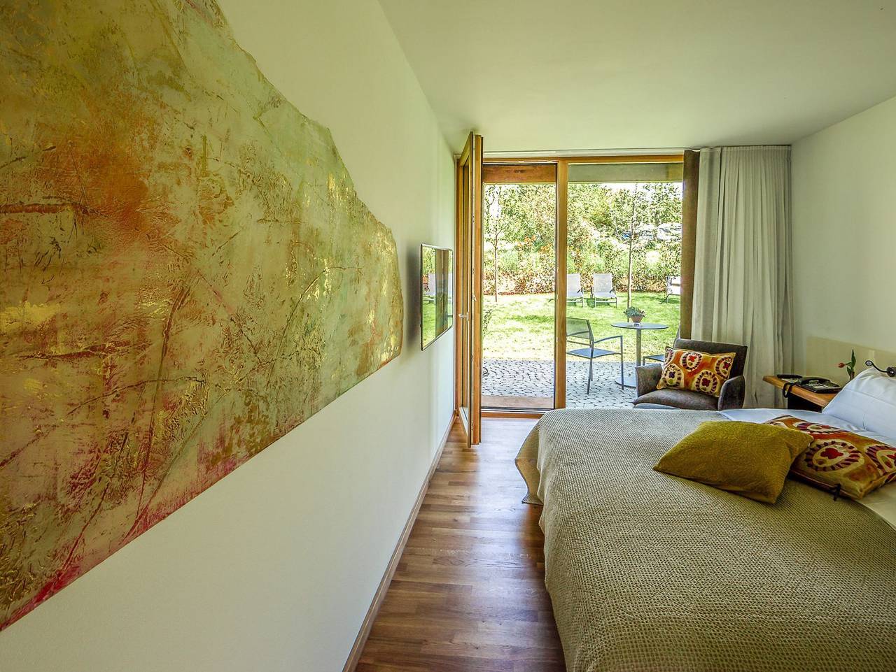 Ganze Ferienwohnung, Ferienwohnungen Hirschen Horn | Boardinghouse Bodensee - Suite Apartment 80, 80qm, Balkon, 2 Schlafzimmer, max. 4 Personen in Gaienhofen, Untersee