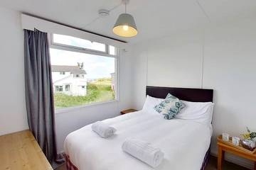 Chalet for 4 People in Hayle, Cornwall, Photo 1