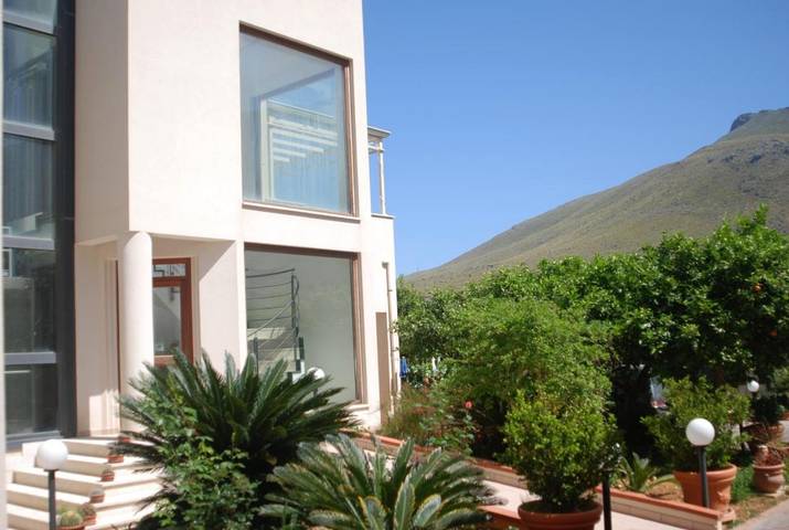 Chambre d’hôte pour 3 personnes, avec vue et terrasse à San Vito Lo Capo - 2