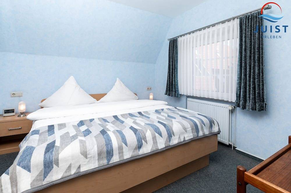 Entire apartment, Relaxed vacation on Juist: Cosy room only 290 m from the beach! in Juist