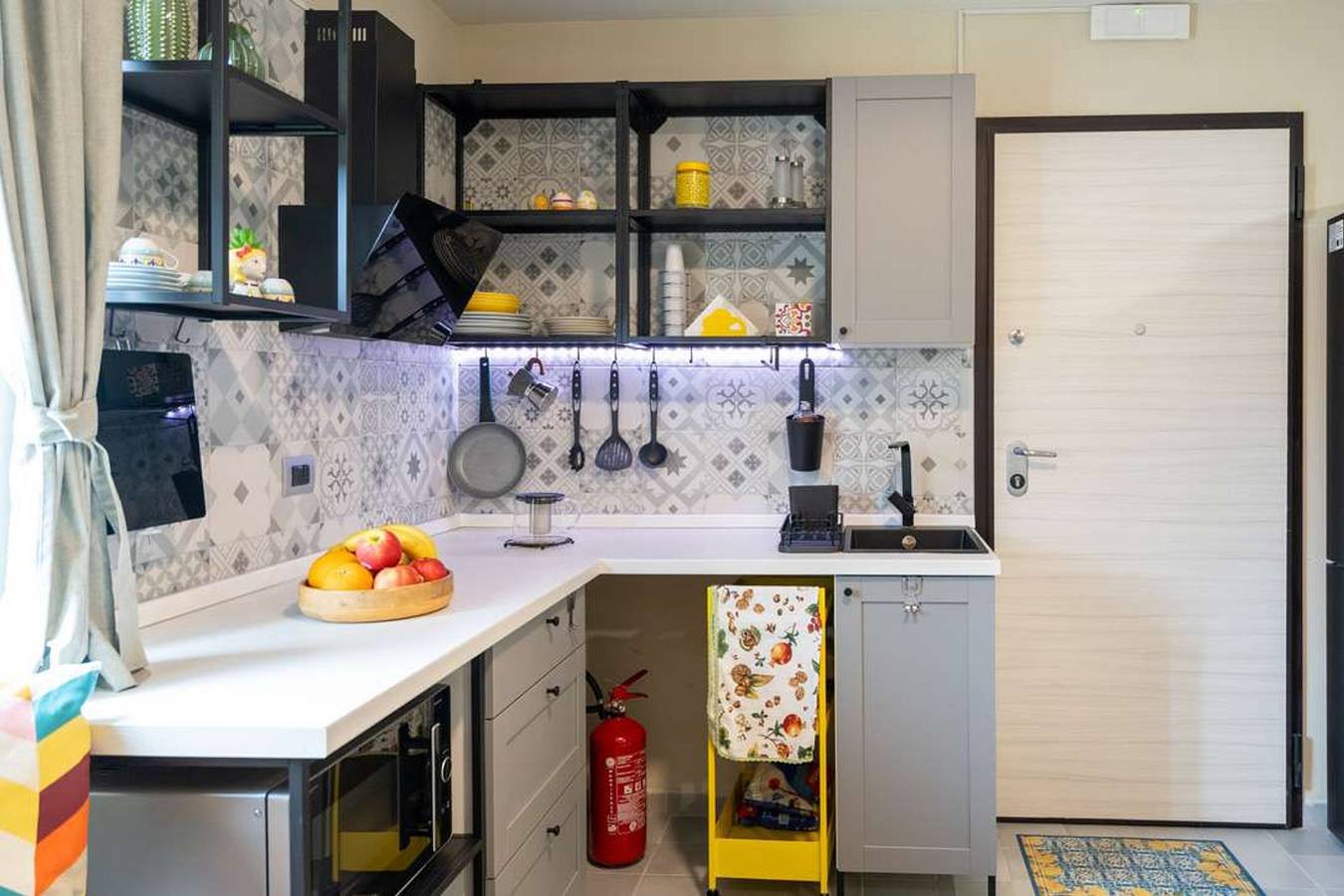 Ganze Wohnung, Il rifugio Felice  charming apartment with private parking in Nizzeti, Aci Castello