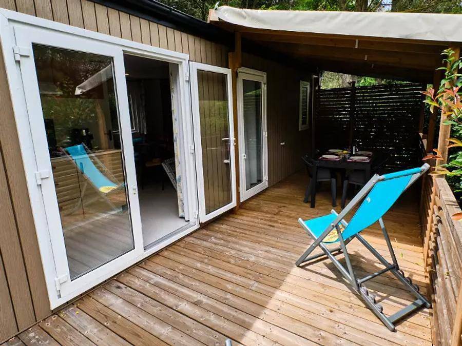 Camping La Vallée Heureuse Pausado - Mobilhome 4 personnes - Premium Large 3 Pièces 4 Personnes Climatisé + Tv in Orgone, Région d'Arles