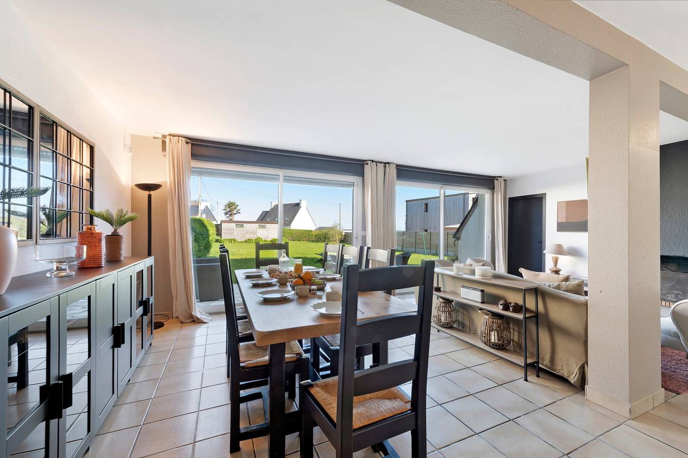Casa Renovada Ty Madeleine - A 3 minutos a pie del mar, ideal para familias in Plounéour-Trez, Región de Brest