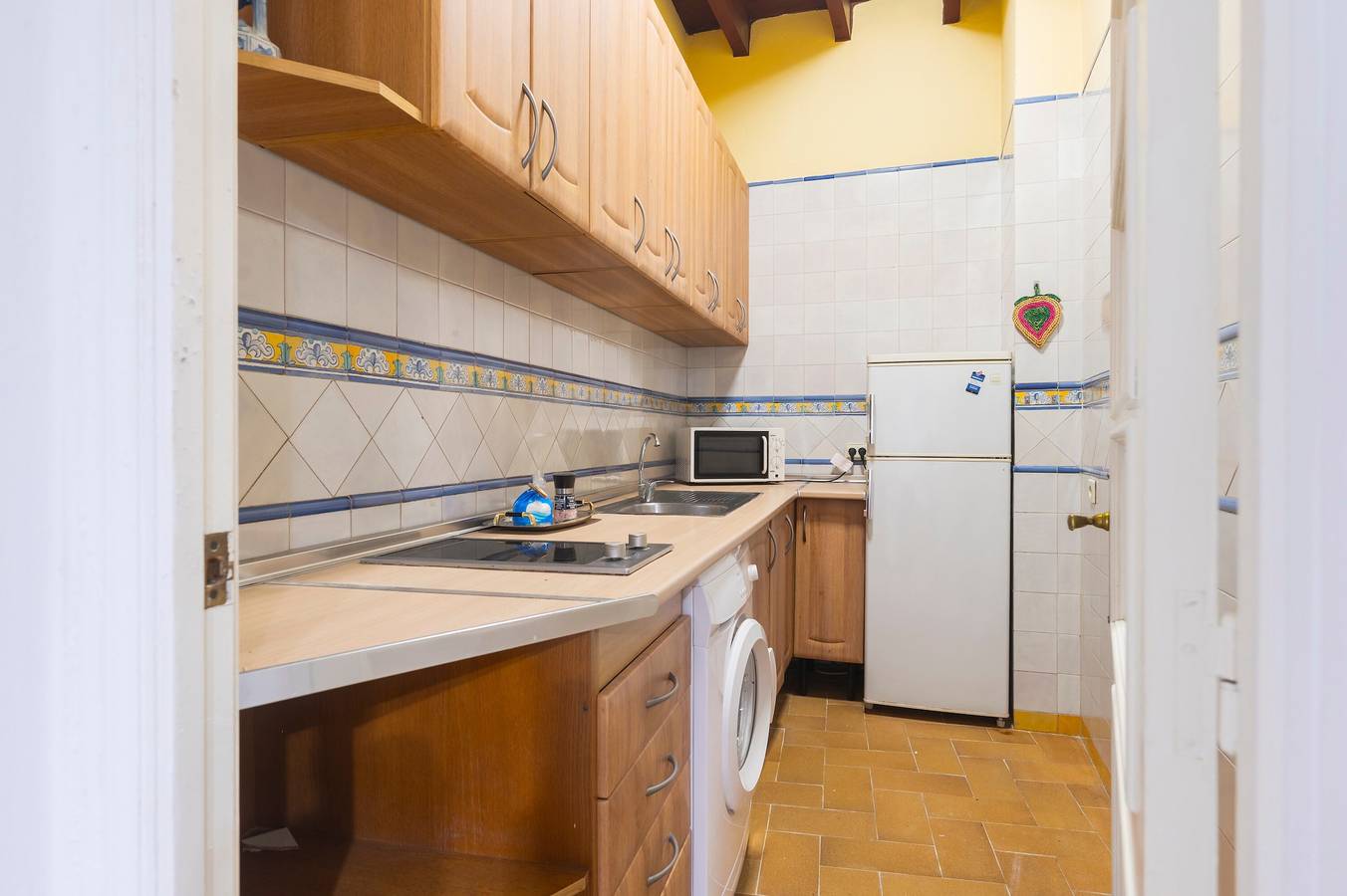 Ganze Wohnung, 'Apartment en Puente Triana' in Stadtzentrumnähe mit Patio und Wlan in Central Seville, Sevilla