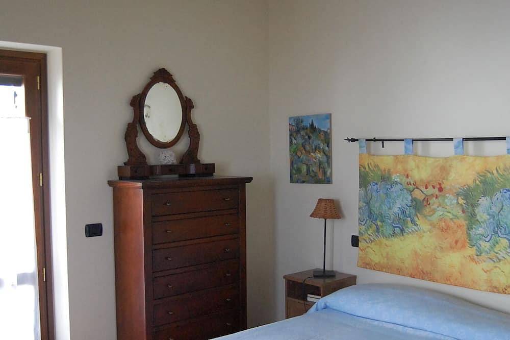 Apartamento entero, 10 minutos a pie del centro de Todi in Todi, Provincia de Perugia