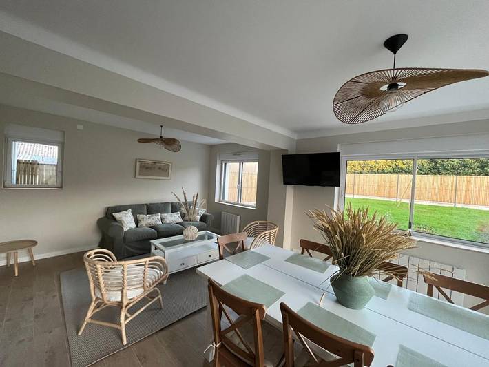 Villa pour 8 personnes, avec terrasse