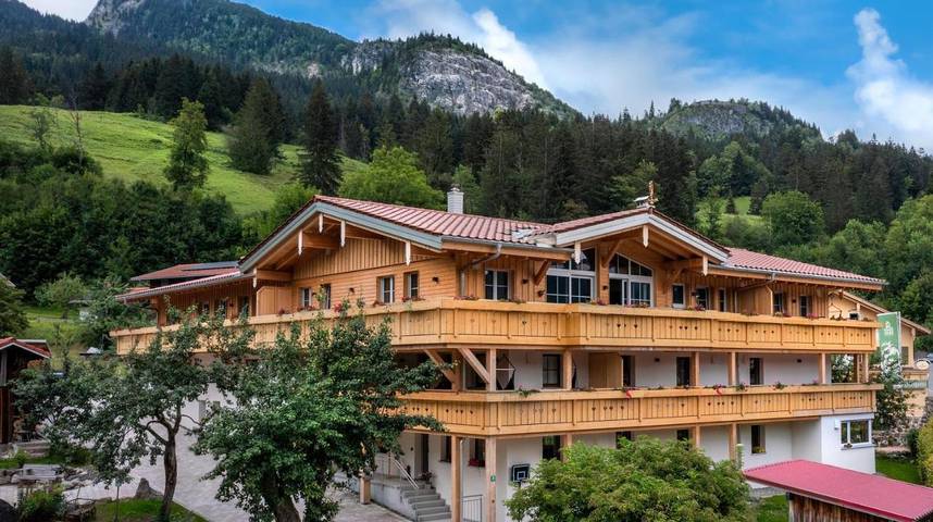 Hütte für 7 Personen, mit Sauna und Garten sowie Ausblick, mit Haustier in Bad Hindelang