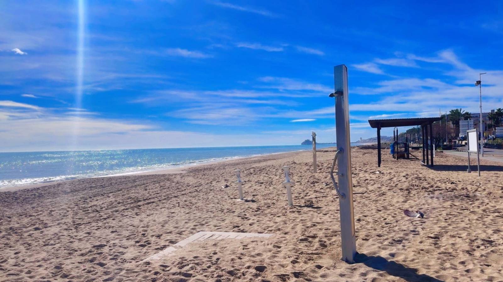 Casa vacacional 'Adosado Mar i Pins' con terraza privada, jardín privado y Wi-Fi in Benicarló, Costa del Azahar