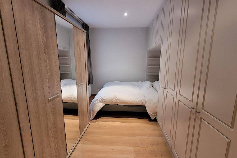 Geheel appartement, Spacious 3Br apartment with rooftop terrace in Antwerpen, Antwerpen en omgeving