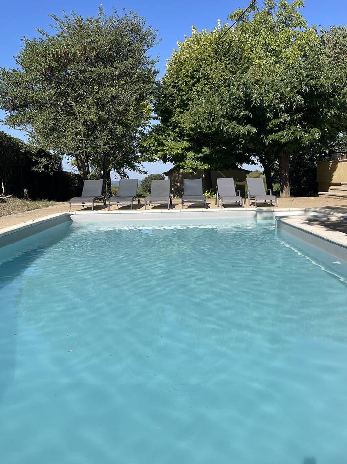 Villa pour 10 personnes, avec terrasse et jardin à L'Isle-sur-la-Sorgue - 4