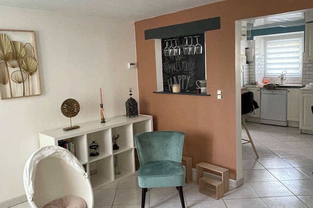 Town house in La Baule - 15 mn walk from the sea, 10mn from av du Gnl De Gaulle in Guérande, Côte de Jade