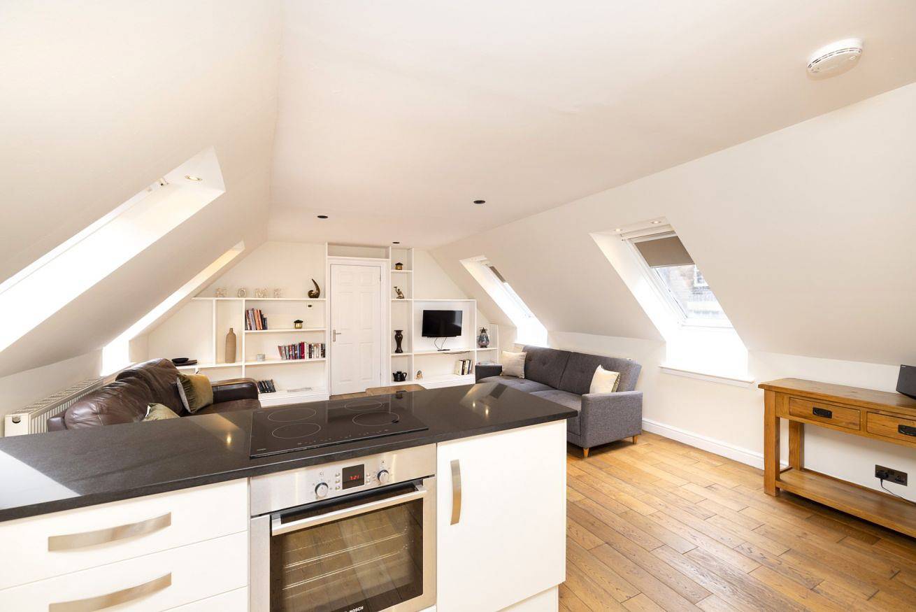 Entire apartment, Inviting Apartment near Edinburgh Castle in Edinburgh, Edinburgh and Lothian