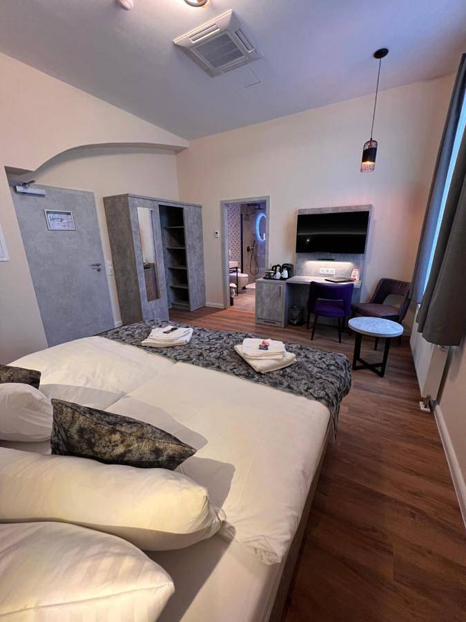 Hotel für 2 Personen, mit Terrasse und Garten sowie Ausblick in Wusterhausen/Dosse - 2