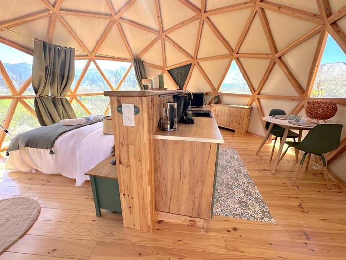 Gîte pour 2 personnes, avec jardin ainsi que terrasse et jacuzzi à Asson - 3