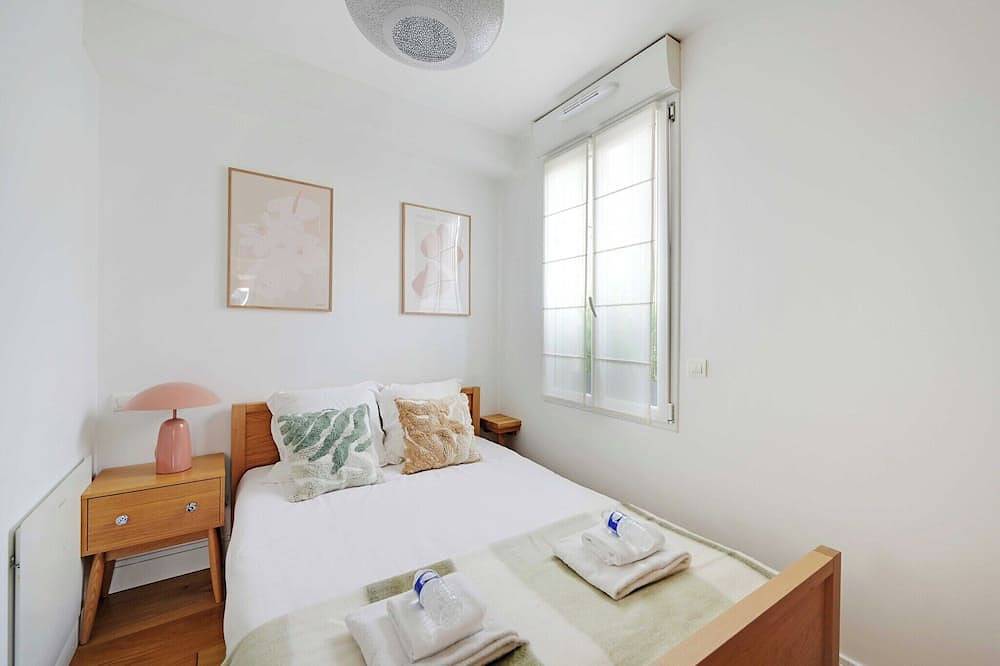 Apartamento entero, Apartamento con encanto - 1 dormitorio, 4 personas - Suresnes in Suresnes, Altos del Sena