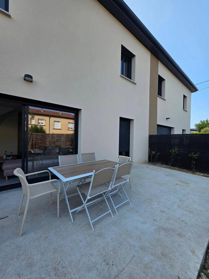 Location de vacances pour 6 personnes, avec jardin et terrasse à Rochemaure - 3