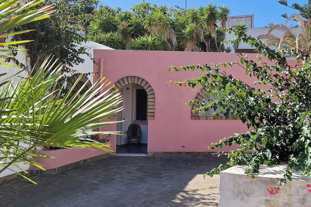 Ganze Wohnung, Apartment mit 2 Schlafzimmern und Zustellbett - Alba 9 in Pantelleria, Trapani Provinz