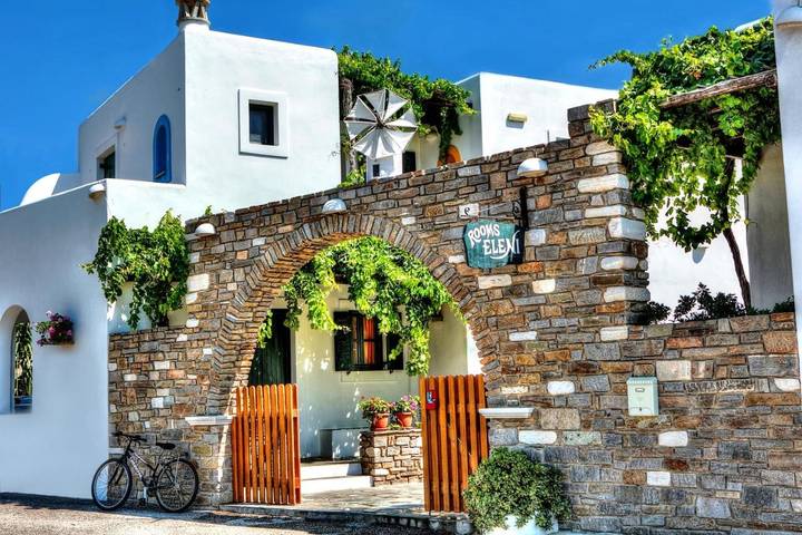 Maison d’hôte pour 2 personnes, avec balcon ainsi que vue et jardin dans Paros - 2