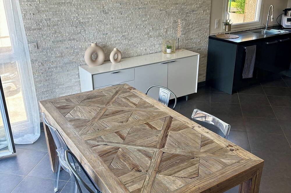 Apartamento entero, Duplex apartment with garden in Saint-Pierre-en-Faucigny, Region Bonneville