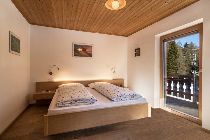 Ferienwohnung für 4 Personen, mit Balkon und Garten in Hafling - 2