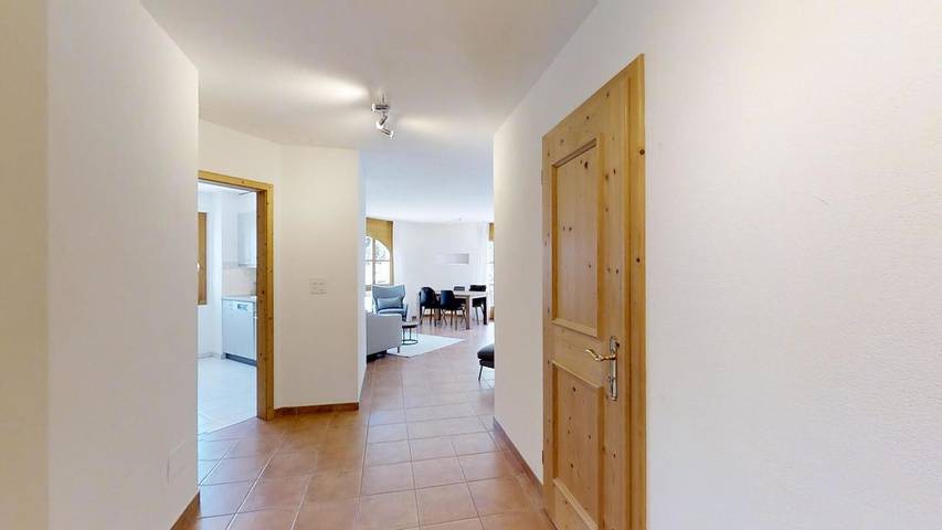 Ferienwohnung für 4 Personen, mit Balkon und Ausblick in Bregaglia - 2