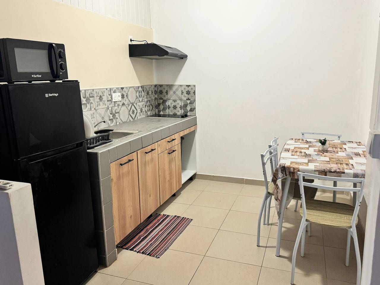 Appartement entier, Appartement à Cayenne 31 m² avec balcon in Cayenne, Guyane française
