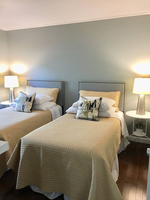 Ganze Wohnung, Makellos, renoviert, Erdgeschoss, 2 Schlafzimmer, 2 Badezimmer, kostenloses Wifi, Kabel, Pool. in Pinehurst, Moore County