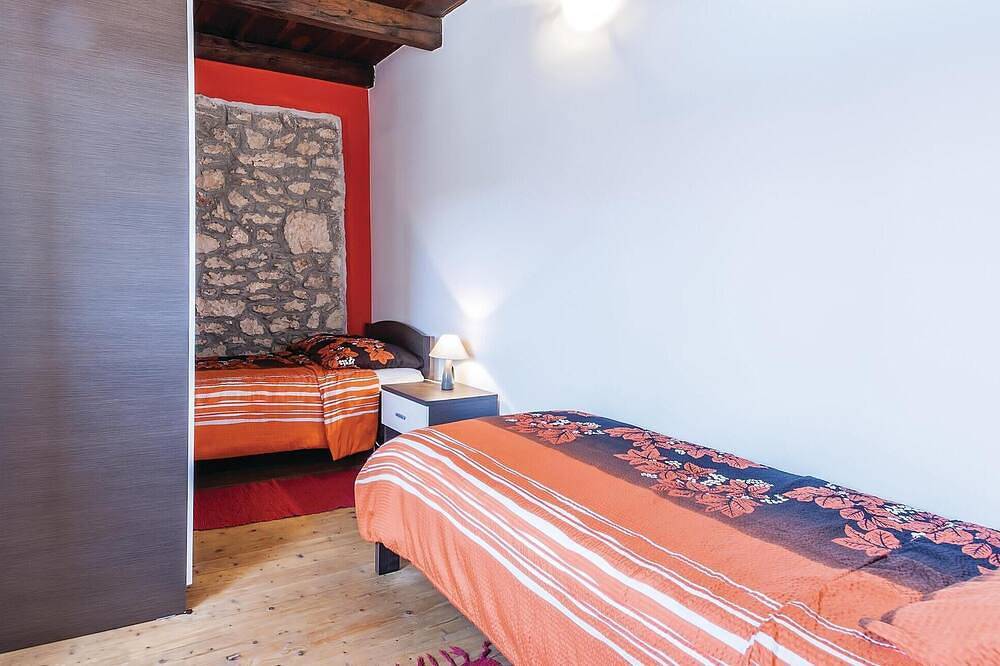 Accogliente casa con 2 camere da letto a Rakalj in Marzana Croazia, Costa meridionale dell´Istria