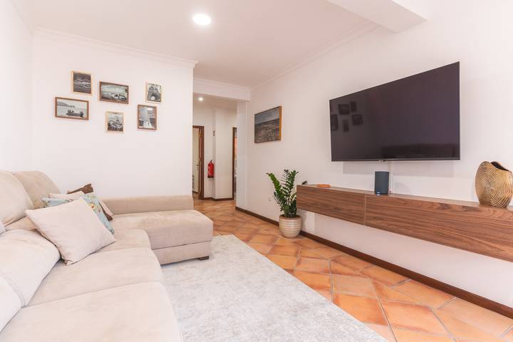 Location de vacances pour 5 personnes, avec balcon et jacuzzi à Caniçal - 4