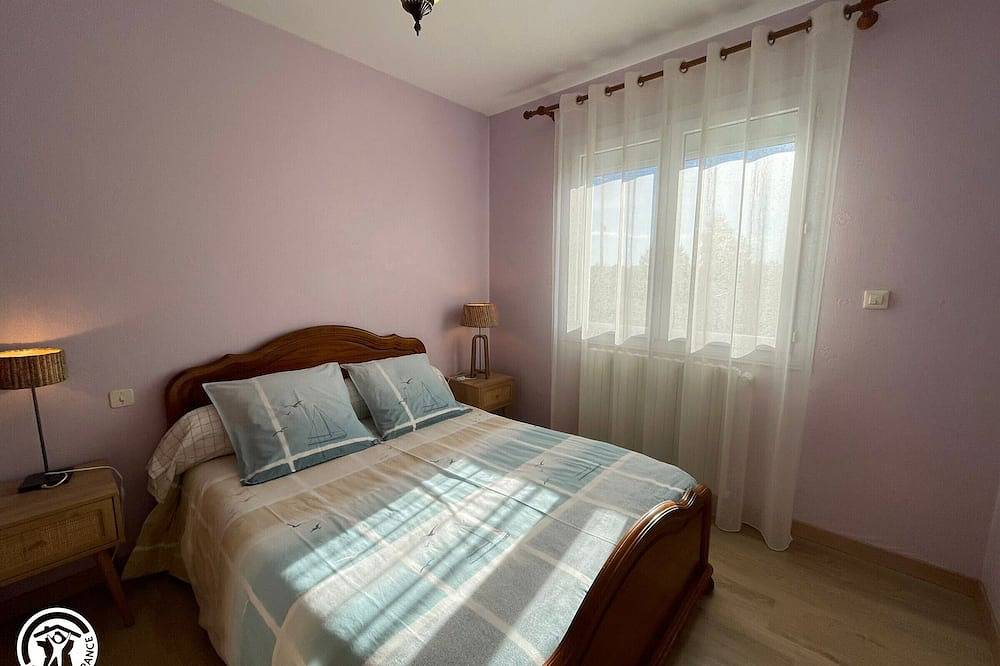 Maison rénovée avec grand jardin, proche des Sables-d'Olonne, 4 chambres, terrasse et Wifi in Château-d'Olonne, Les Sables-d'Olonne