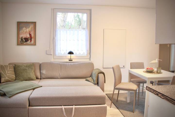 Casa vacanze 'Eichenwald' con gazebo privato in giardino e Wi-Fi in Bakenberg, Dranske