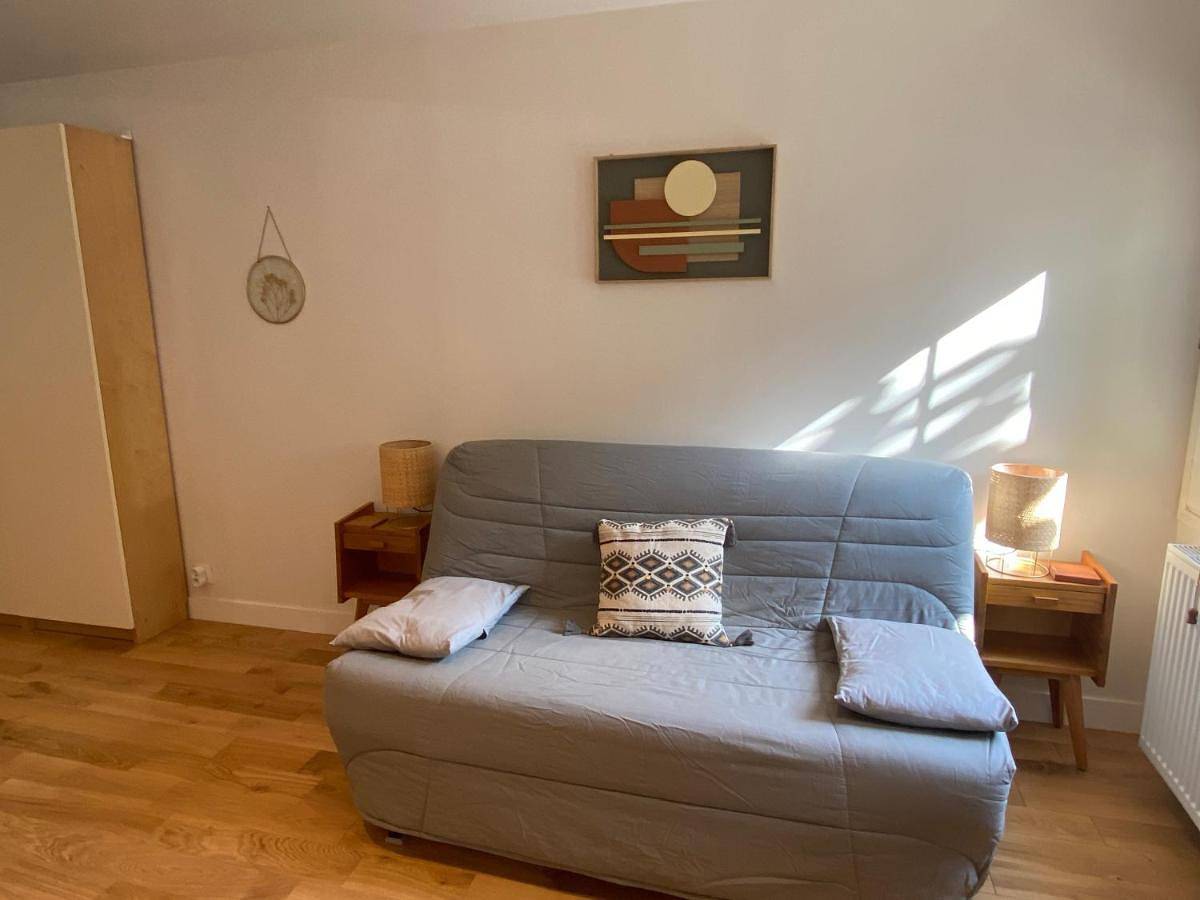 Appartement entier, One-Bedroom Apartment in Joinville-le-Pont, Val-de-Marne