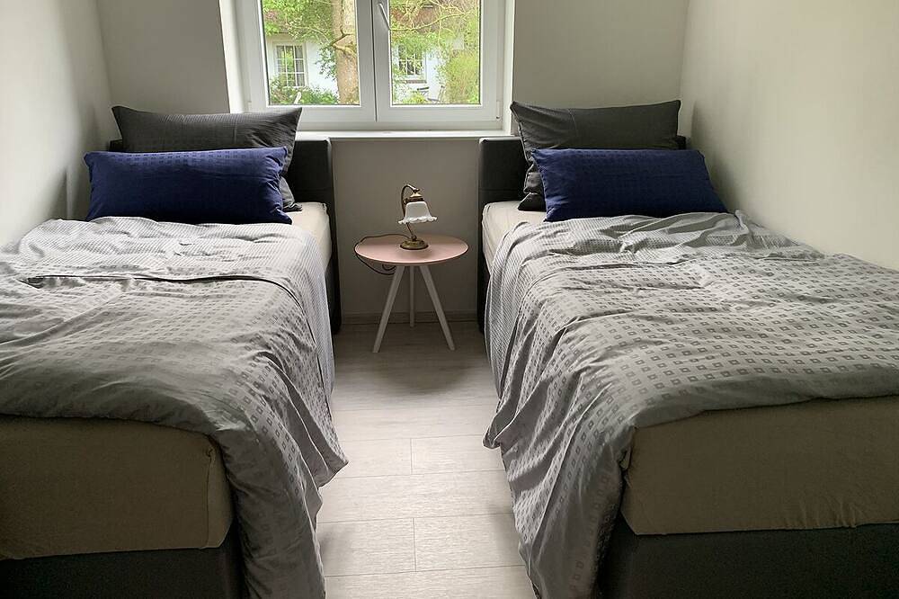 Ganze Wohnung, Leuchtfeuer, Ferienwohnung in \"De Feerjenhusen\" am Haubarg von Vollerwiek in Vollerwiek, Eiderstedt