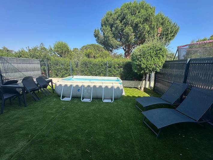 Location de vacances pour 6 personnes, avec piscine ainsi que vue et jardin à Villeneuve-lès-Maguelone - 2