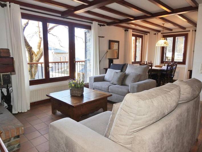 Casa rural para 8 personas, con vistas y jardín en Baixa Cerdanya - 3