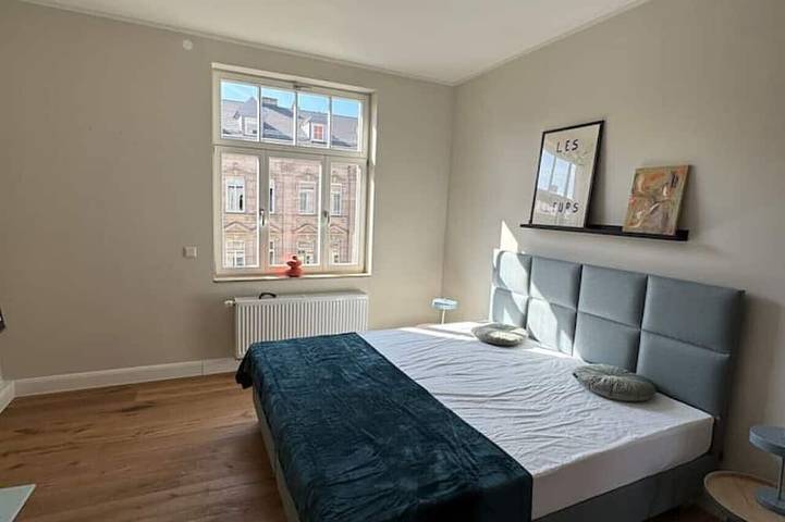 Entire apartment, Central apartment - up to 6 guests in Fürth, Franconia