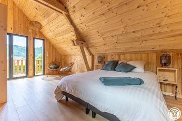 Location De Vacances pour 8 Personnes dans Chambon-sur-Lac, Région de Besse-et-Saint-Anastaise, Photo 4