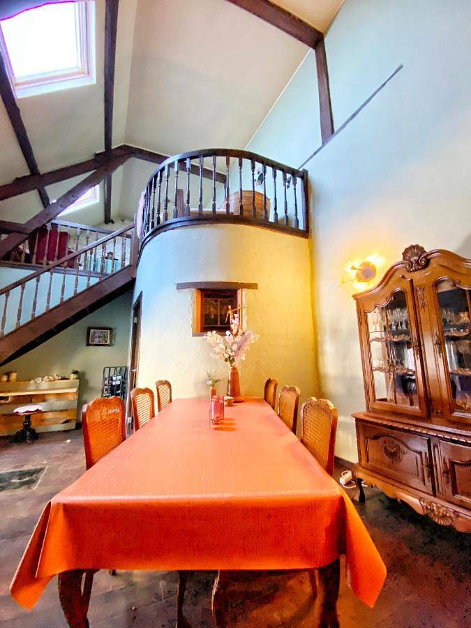 Gîte pour 6 personnes, avec vue et jardin dans Maissin