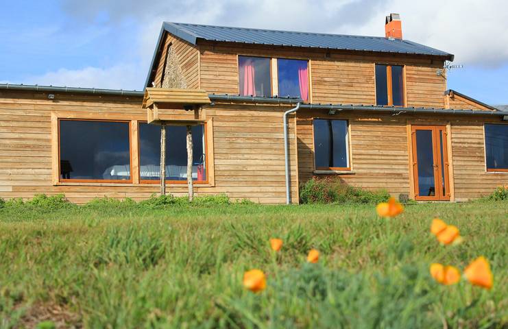 Gîte pour 80 personnes, avec jardin à Saint-Denis-d'Orques