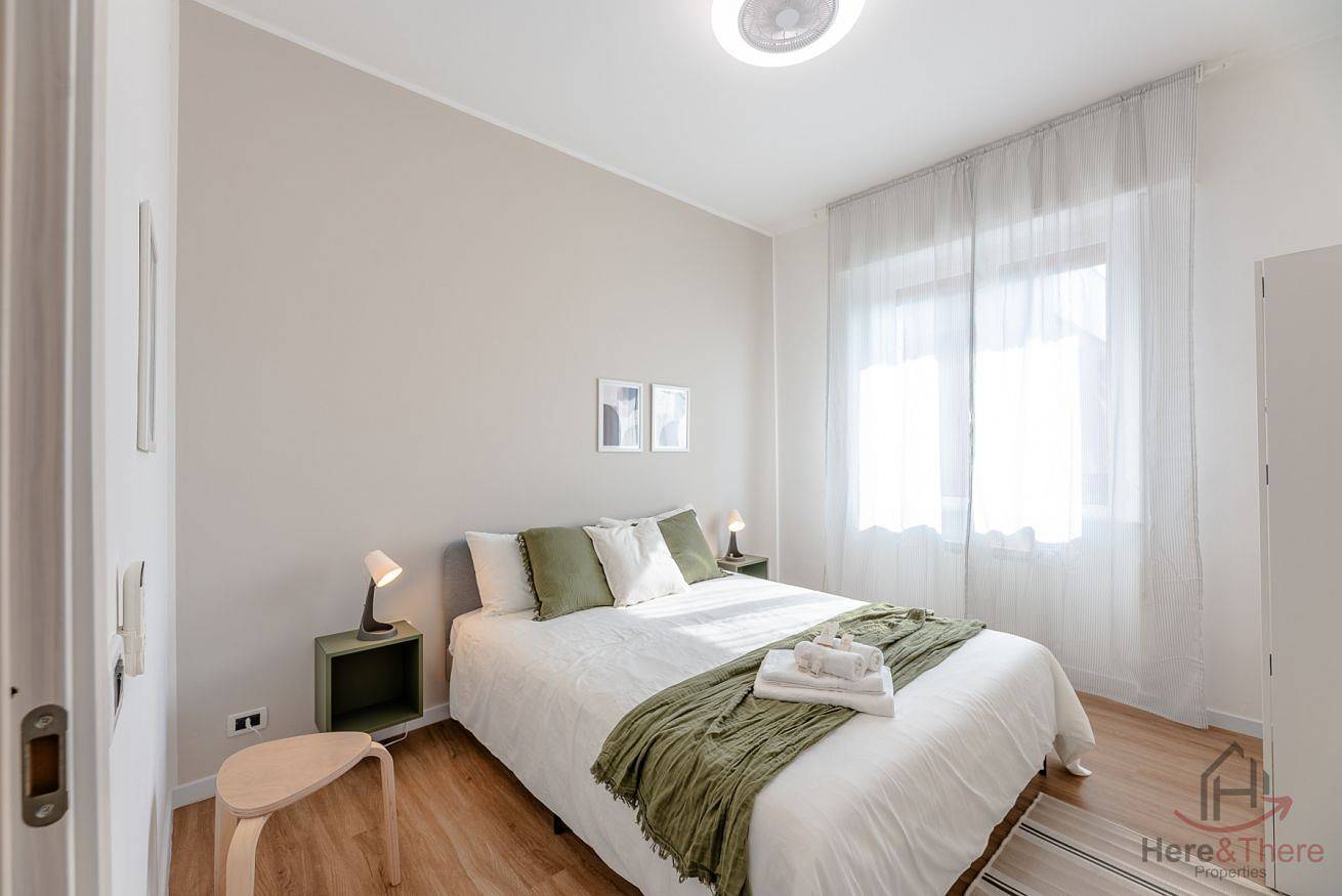 Ganze Wohnung, [Penthouse-Panoramablick] Meer 3 Min. • A/C • Wlan in Albisola Capo, Albisola Superiore