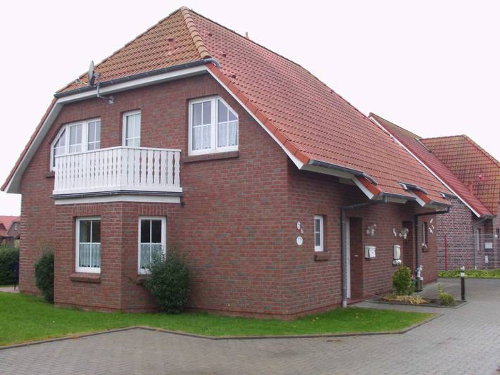 Ferienhaus für 6 Personen, mit Terrasse und Garten in Carolinensiel - 2