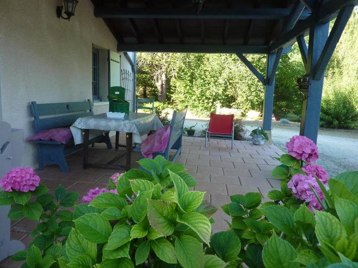Appartement de vacances pour 2 personnes, avec jardin ainsi que terrasse et vue
