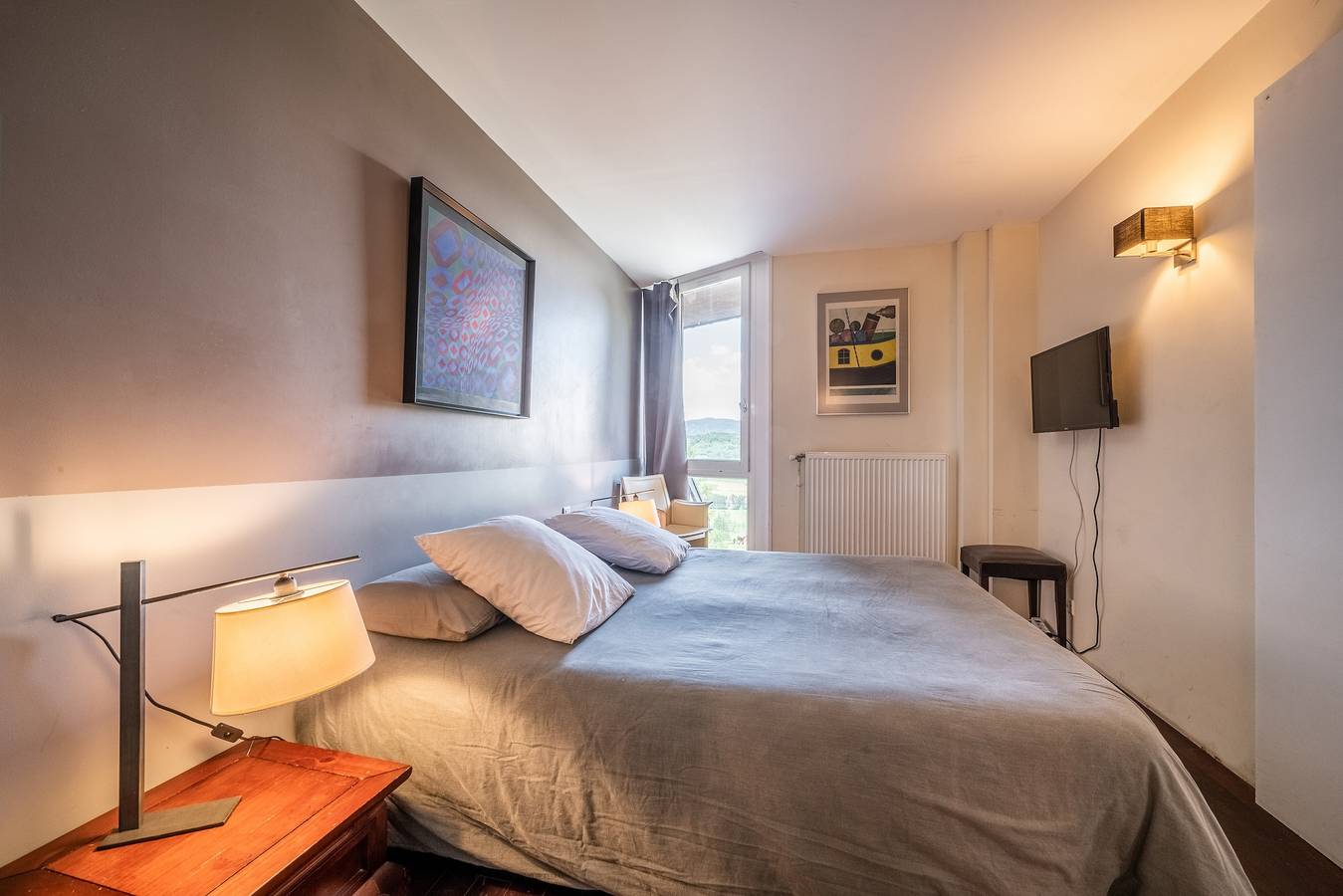 Appartement entier, Appartement "Gîte Le Jorat - Studio" avec vue sur les montagnes et Wi-Fi in Bogève, Région de Thonon-les-Bains