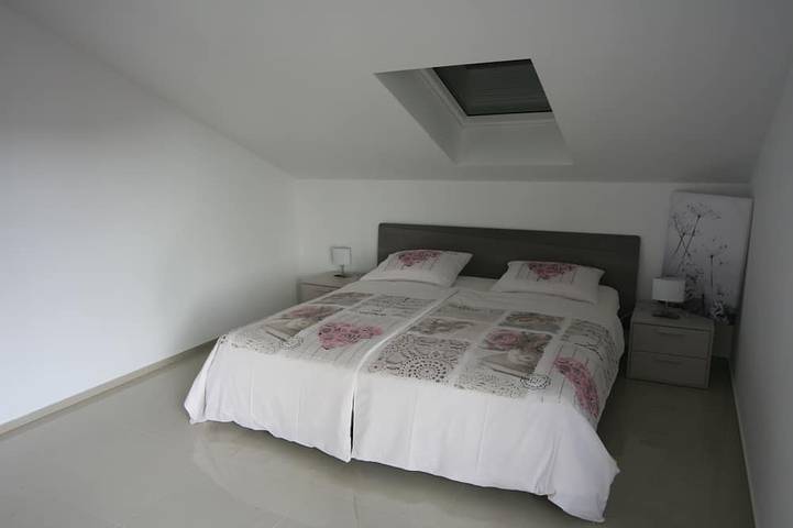 Appartamento intero, Appartamento a 5 stelle in un complesso esclusivo di nuova costruzione direttamente sul mare con piscina in Medulin (città), Medolino