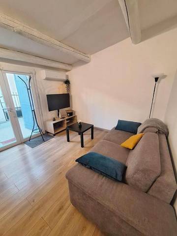 Gîte pour 4 personnes, avec terrasse à La Fare-les-Oliviers