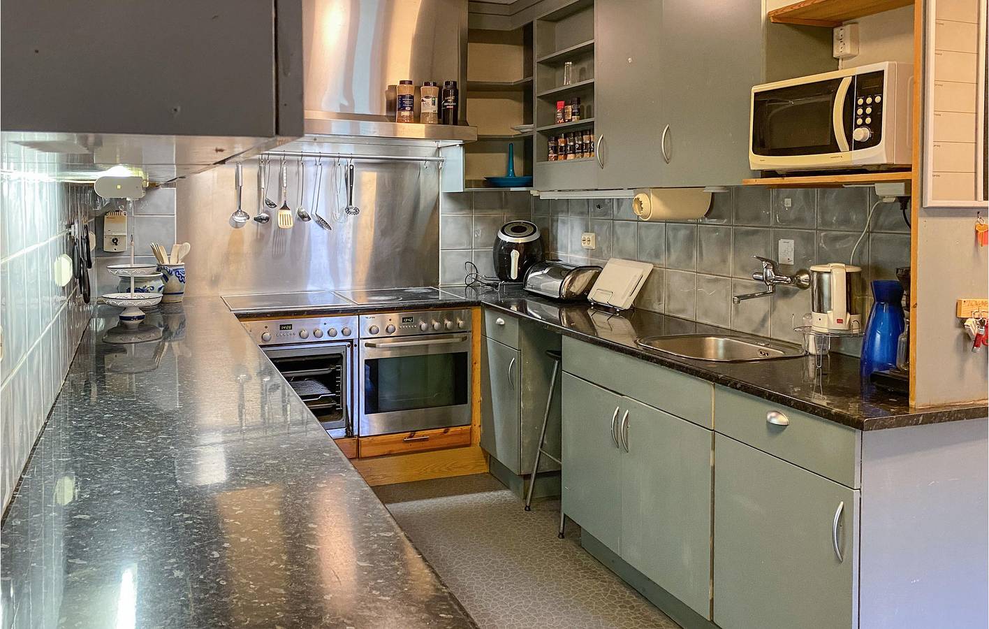 Ferienhaus für 8 Personen mit Terrasse in Gloppen