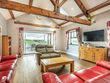 Holiday Rental for 8 People in Isle of Anglesey, North-Wales, Photo 3