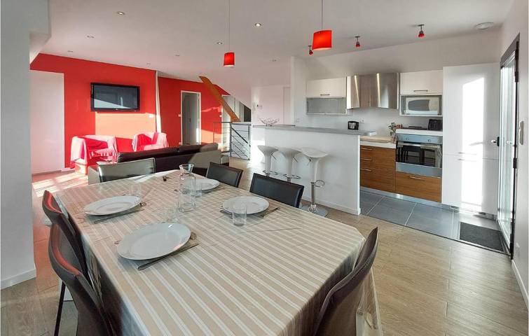 Gîte pour 4 personnes, avec Balcon dans Plage du Port Morvan - 4