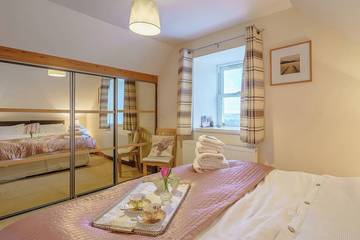 Cottage for 2 People in Lowlands, Renfrewshire, Photo 2